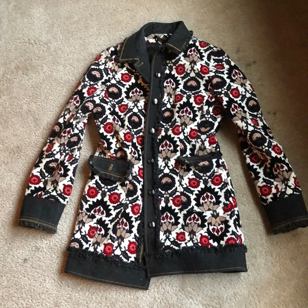 Jacket - Picture 1 of 2